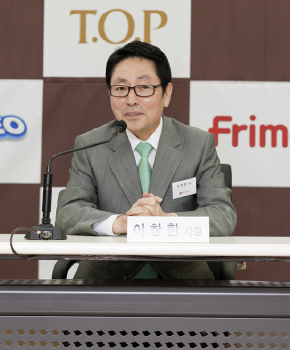 이청환 동서식품 사장