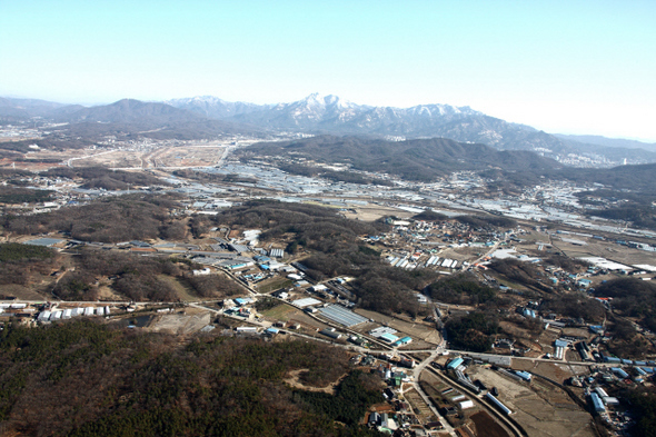 수도권 보금자리주택 고양원흥, 하남미사, 남양주 진건지구의 첫 본청약이 이달과 다음달에 몰린 가운데 실수요자들의 당첨 가능성이 어느 때보다 높아졌다. 고양원흥 보금자리주택지구 전경.  한국토지주택공사 제공