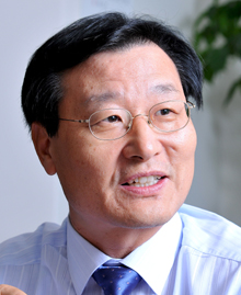정기승(57) 솔로몬투자증권 부회장 