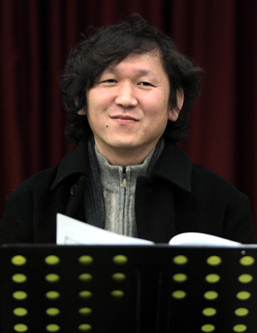 김준범 지휘자