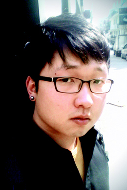 이승한 티브이 평론가