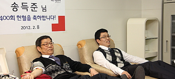 송득준(60·사진 왼쪽)씨