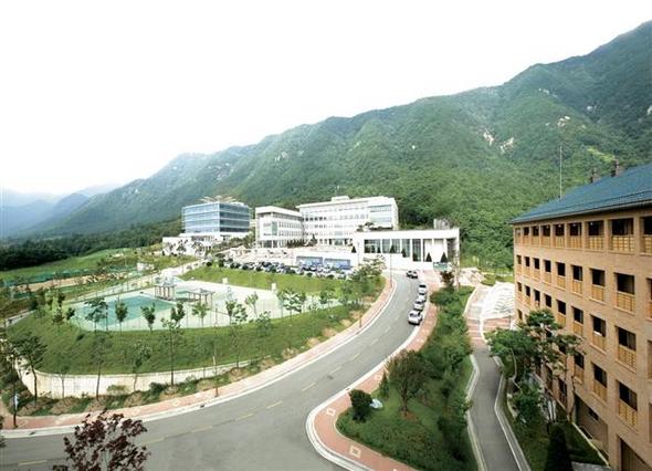 금강대학교 전경. 금강대 제공
