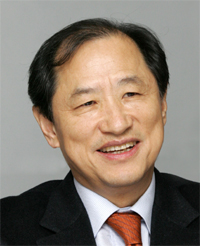 엘지유플러스의 이상철(64) 부회장