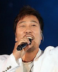가수 이문세씨