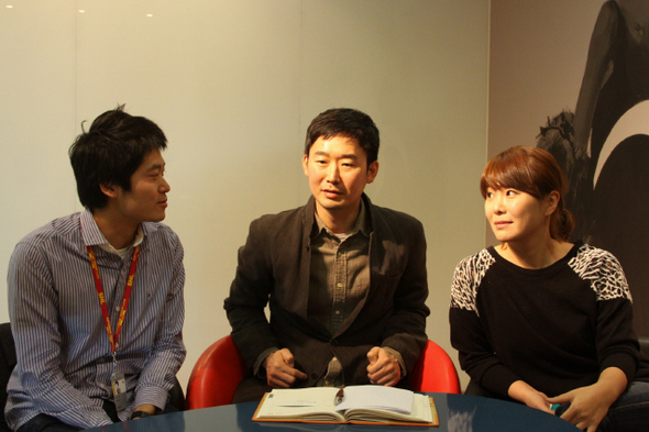 ‘여의도 텔레토비 리턴즈’ 제작진. 왼쪽부터 김민 피디, 안상휘 책임피디(CP), 배세영 작가.
