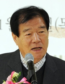 소설가 김주영(73)씨
