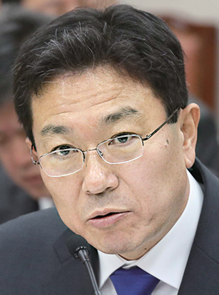 윤상직 산업통상자원부 장관