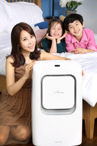 코웨이 ‘케어스 항바이러스 대용량 제습기 AD-2413B’