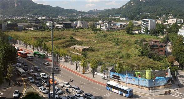 대한항공이 보유한 서울 경복궁 옆 주한 미국대사관의 옛 숙소 부지.