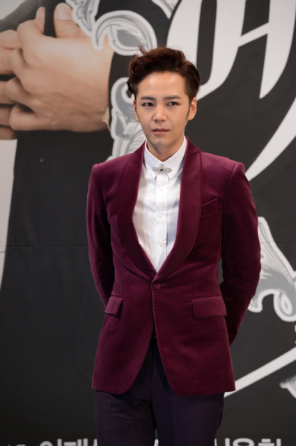 장근석