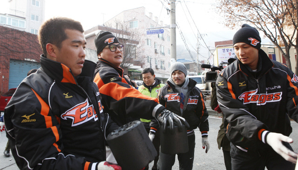 사진이 안보일 때→우측클릭→'사진보기' 클릭. ☞작성: Daum카페: 한국 네티즌본부