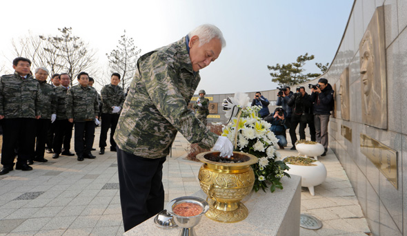 사진이 안보일 때→우측클릭→'사진보기' 클릭. ☞작성: Daum카페: 한국 네티즌본부