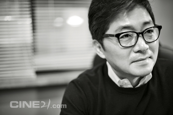 강제규 감독. 씨네21