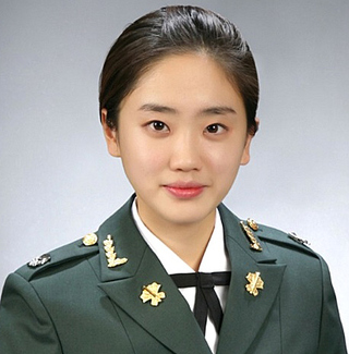 황현아(철학과·10학번)씨