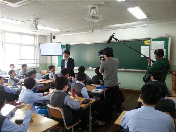 <리얼체험 땀-인생 최고의 스승을 만나다>(교육방송 15일 오후 7시). 사진 한국방송 제공