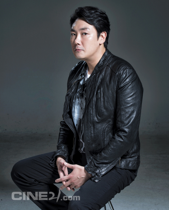 조진웅