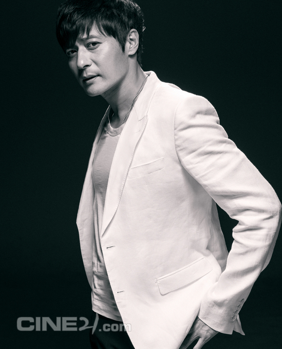 장동건. 씨네21
