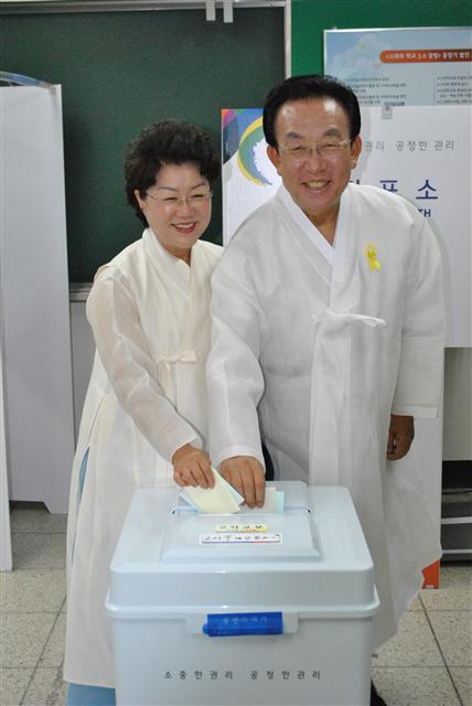 김관용(71·새누리당) 경북도지사 당선자