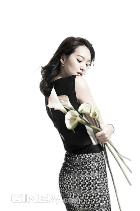 신민아. 씨네21