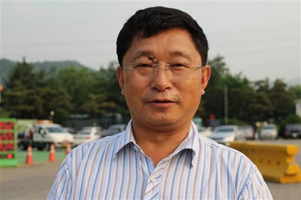 중 쓰촨성작가협회 아라이 주석