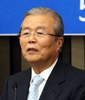 김종인 전 의원. 한겨레 자료사진