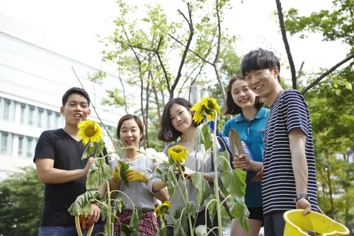 건국대 보건환경과학과·녹지환경계획과 학생들.