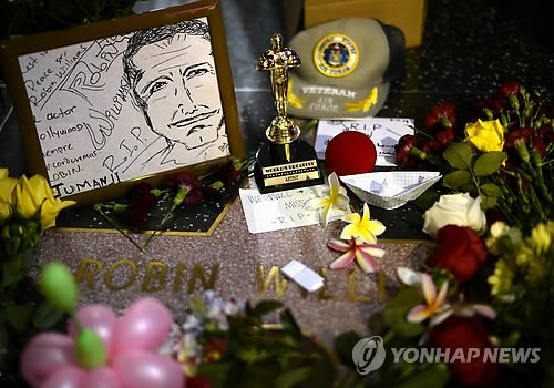 로빈 윌리엄스에 대한 추모(AP=연합뉴스)