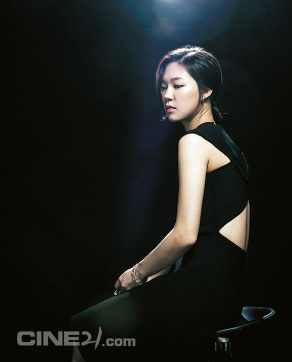 해무의 한예리. 씨네21