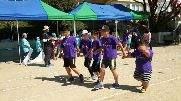 제일초등학교 가을 운동회 달리기 시합 사진. 사진제공/김기국군 아버지