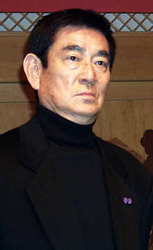 다카쿠라 겐.