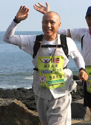 진오 스님.
