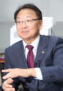 유일호 국토교통부 장관