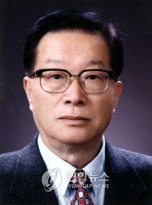 민병수 서울대 국어국문학과 명예교수.