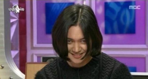 ‘다중인격’ 강균성
