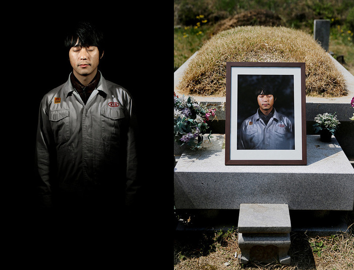 2012년 4월21일 오후 경기도 쌍용차 평택공장 앞에서 만난 기아차 사내하청 해고노동자 윤주형씨 모습(왼쪽)과 2015년 4월26일 경기도 마석 모란공원의 윤주형씨 묘소(오른쪽). 고아로 자라 공장과 동료를 집과 가족으로 여긴 윤주형씨는 2013년 1월28일 서른여섯의 나이에 “버티는 일조차 너무 힘들다”며 세상을 등진 뒤에야 복직의 꿈을 이룰 수 있었다. 박종식 기자