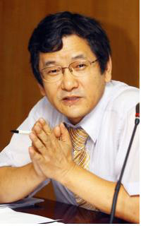  이봉구 <한국경제> 상무이사