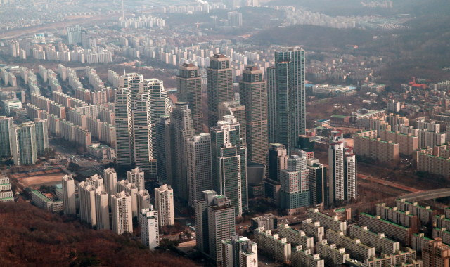서울 강남구 도곡동 타워팰리스 일대 모습. 강창광 기자