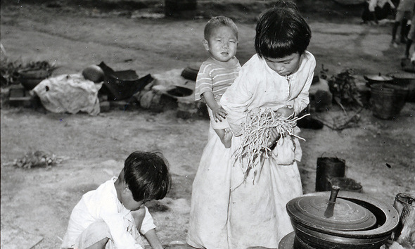 [포토] 한국전쟁 그날의 참상…국가기록원 사진 공개