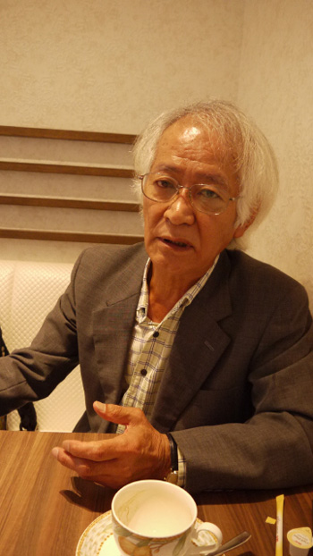 시민운동가 오완 무네노리.