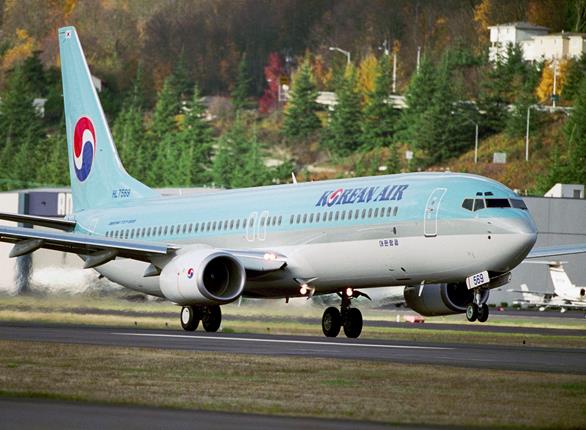 5일 괌공항에서 미끄러짐 사고가 난 대한항공 B737-800과 같은 기종의 여객기.  출처 대한항공 블로그