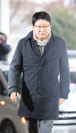 박지만 이지그룹 회장.