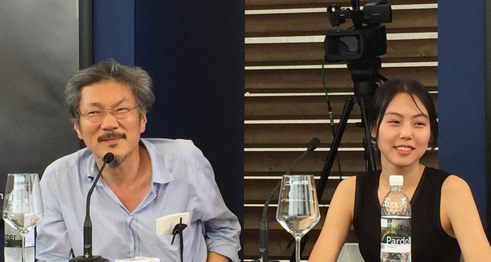 영화 ‘지금은 맞고 그때는 틀리다’의 감독 홍상수, 배우 김민희.