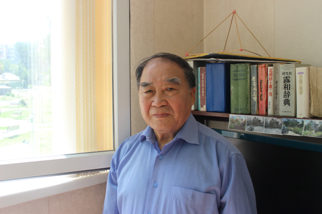 소련 전연맹국립영화대학 북한 유학생 집단 망명 사건의 마지막 생존자인 김종훈씨를 지난 8월18일 알마티의 나보이거리 자택에서 만났다.