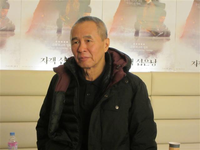 대만의 거장 허우 샤오시엔 감독이 28일 서울 계동의 한 찻집에서 자신의 영화 <자객 섭은낭>에 대해 이야기하고 있다. 영화는 당나라를 배경으로 한 무협영화인데, 감독은 “과장 없이, 무협의 예술화와 추상화를 추구했다”고 말했다. 사진 ㈜영화사 진진 제공 