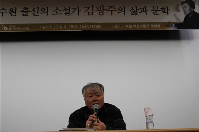 소설가 김훈. 사진 최재봉 선임기자