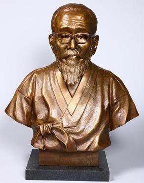 서예가 고 석전 황욱(1898~1993) 선생의 흉상