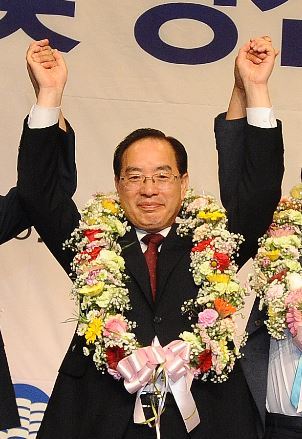 20일 서울 서초구 교총회관에서 하윤수 제36대 교총 회장이 당선 인사를 하고 있다. 사진 한국교총 제공