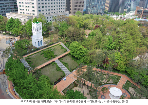 옛 러시아공사관의 현재 모습. 한국전쟁 때 크게 파괴돼 현재는 탑루만 남았다. <구 러시아공사관 보수공사 수리보고서>(서울 중구청, 2010)에 실린 사진이다.