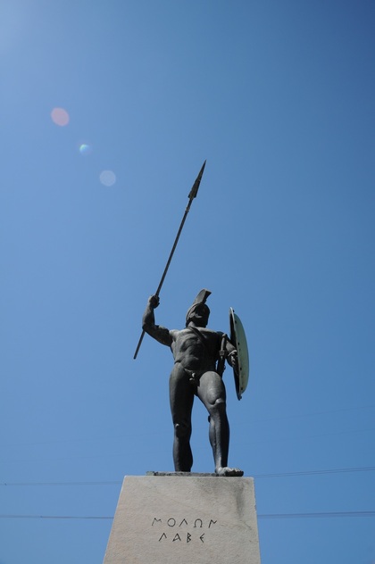 테르모필라이에 있는 레오니다스 왕의 동상.